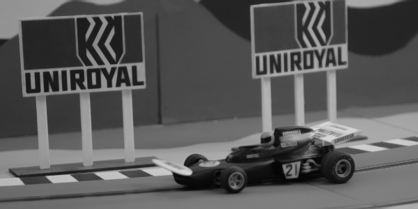Scalextric March 721 Pescarolo