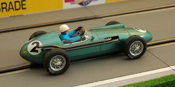 Cartrix F1 Historic : Aston Martin DBR4